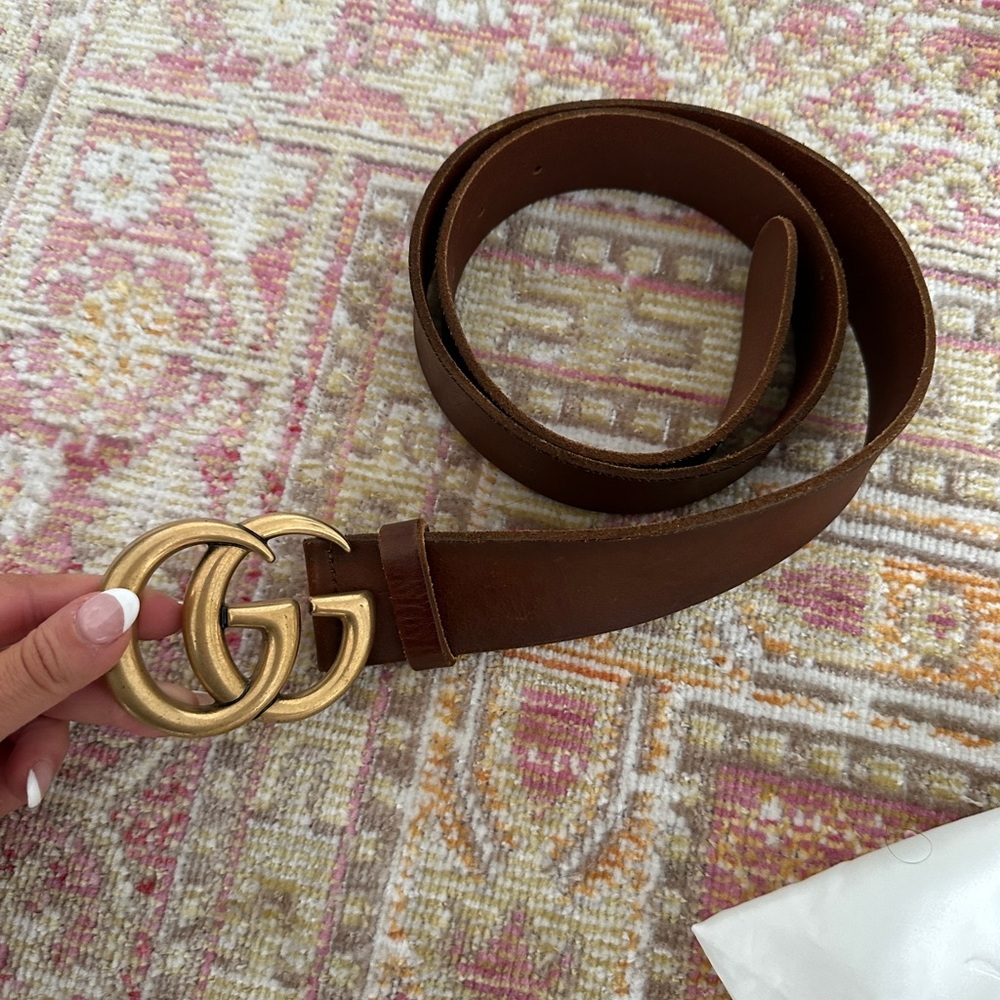 Like new Gucci brown size 85 authentic belt